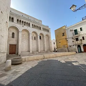 Il Campanile , Bari Italia