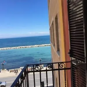 Mariantomare Monolocale Lungomare , Bari Italia